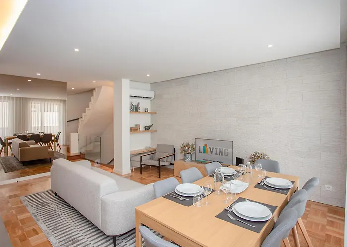 Liiiving In Porto - Design Bright House
